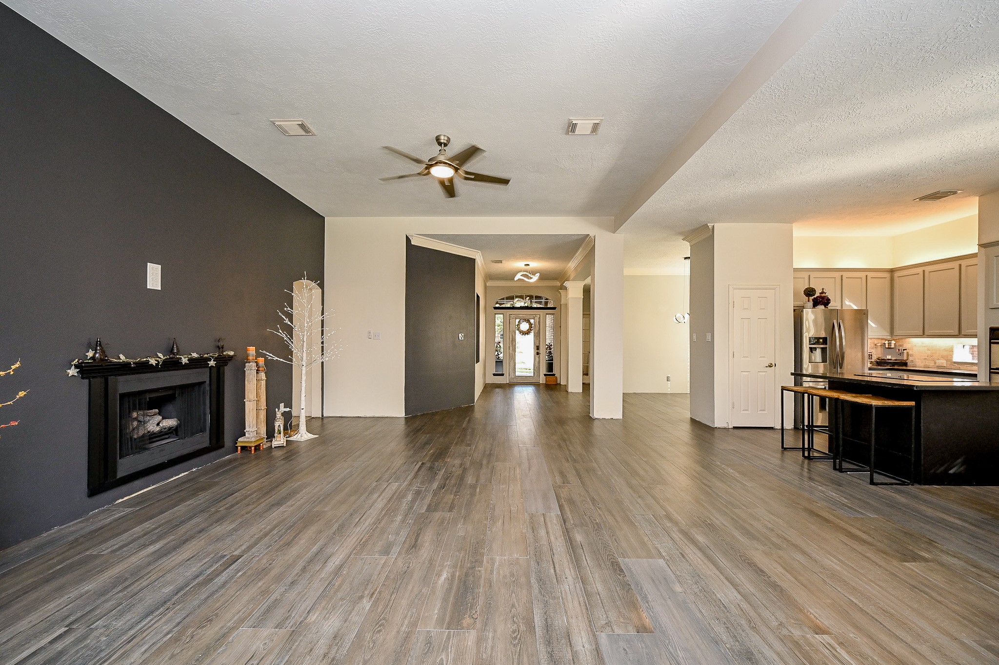 1331 Bishops Pl Drive Spring, TX 77379 - Photo 15 of 31 a view of a kitchen from the hallway