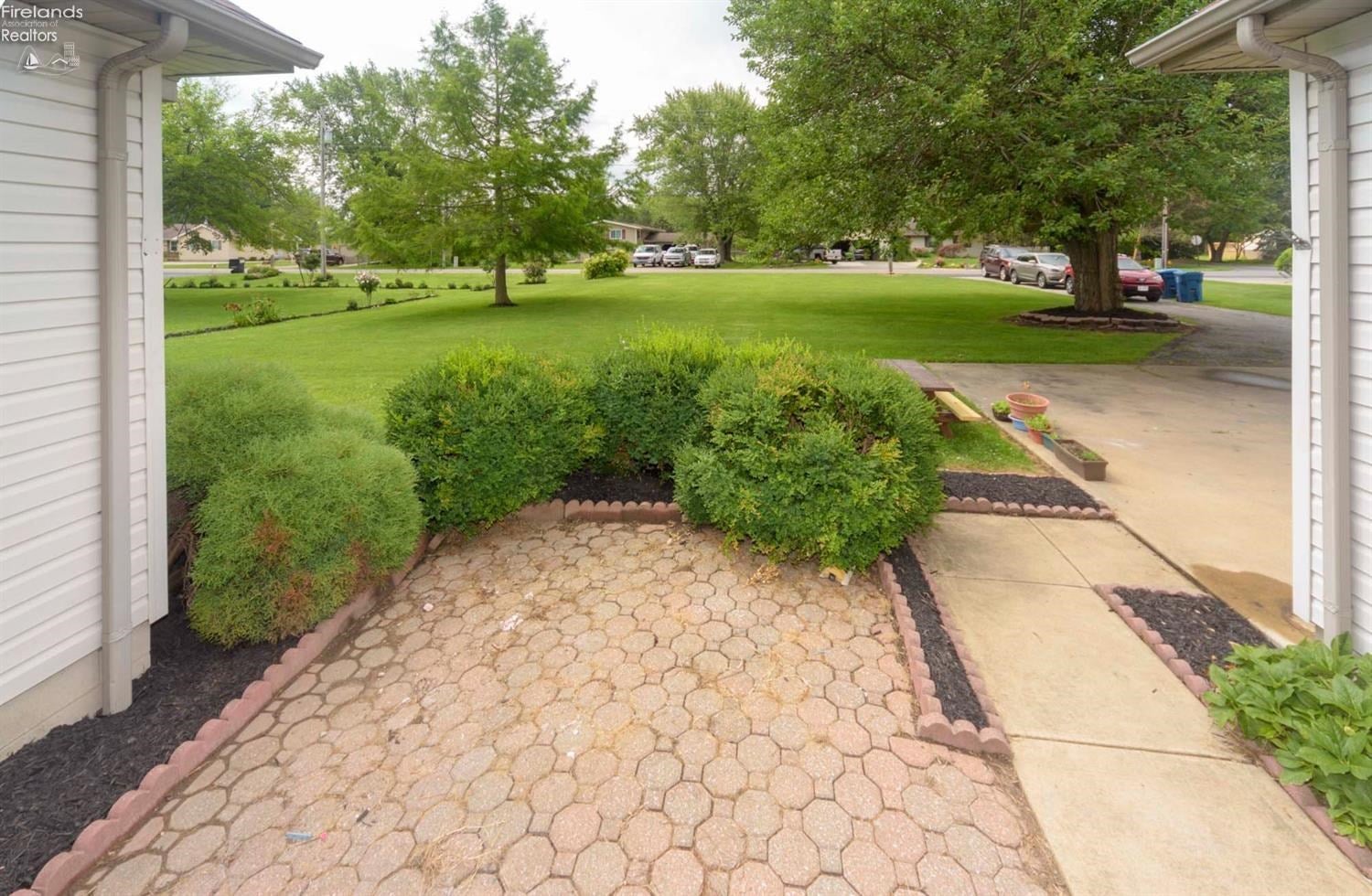 5609 McCartney Road Sandusky, OH 44870 - Photo 8 of 48 Gallery Image 8