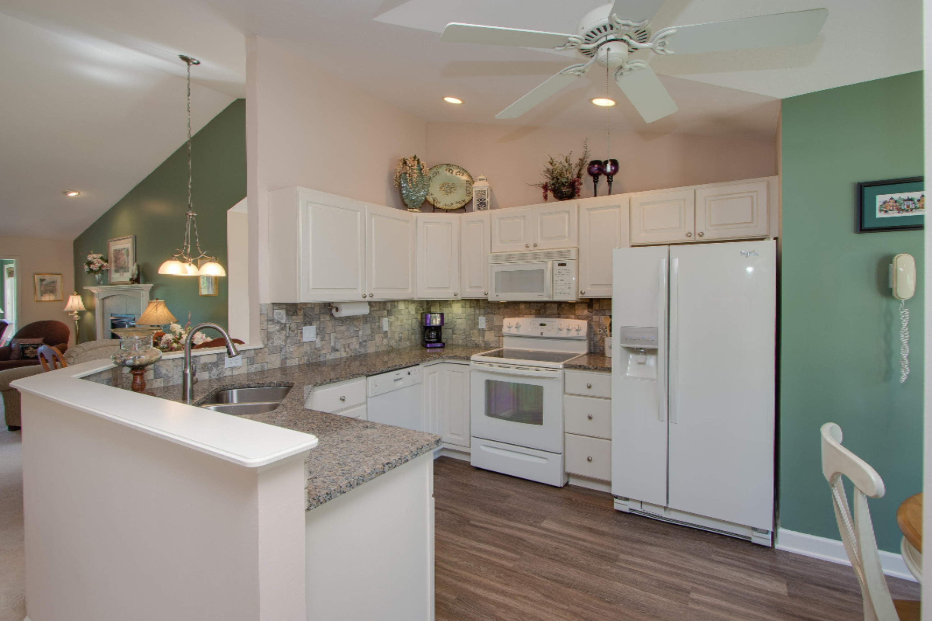 209 Round Hill Road Kalamazoo, MI 49009 - Photo 2 of 18 209_Round_Hill-02