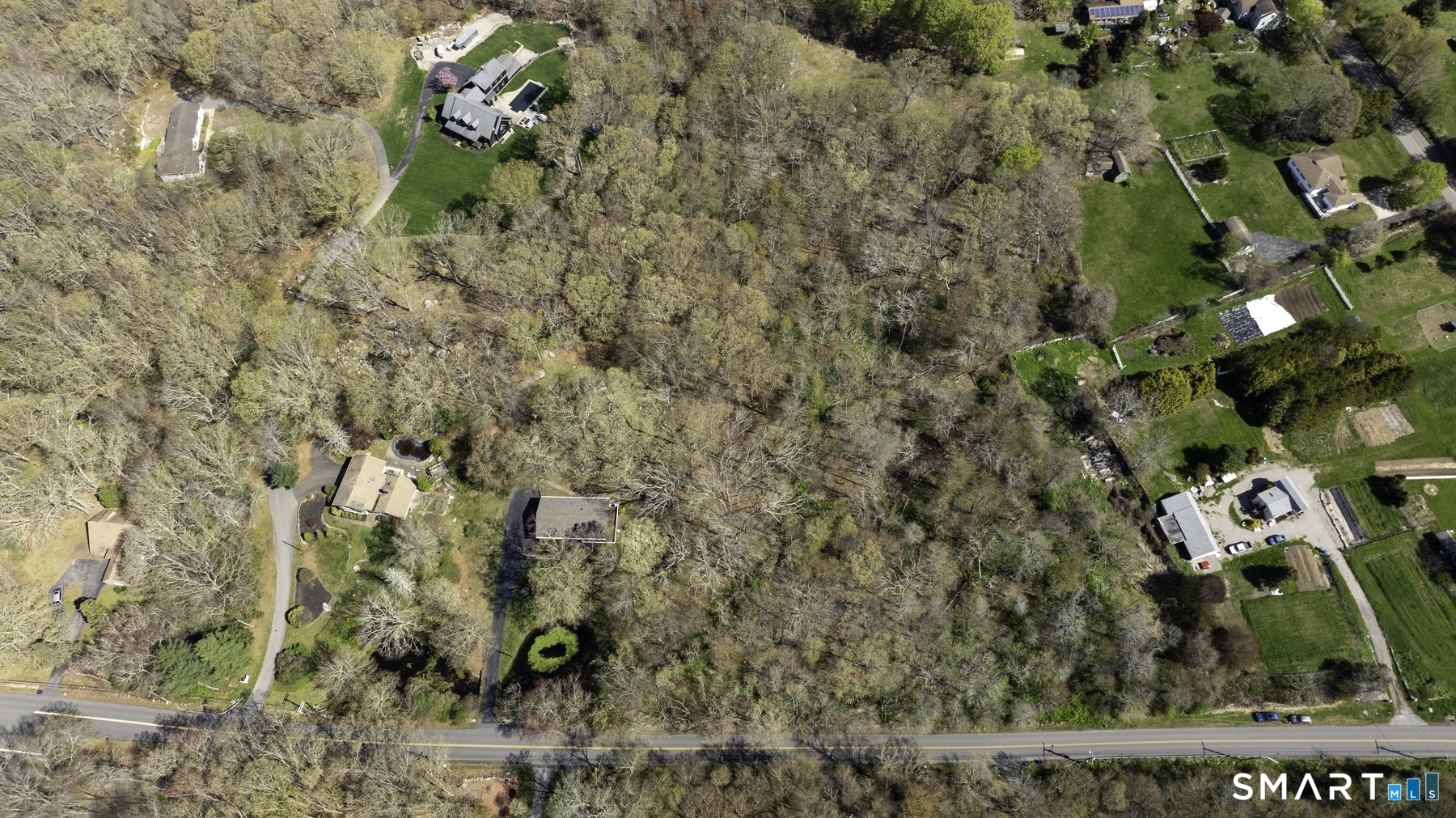 98 Braman Road Waterford, CT 06385 - Photo 8 of 15