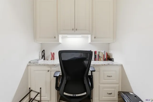 $525,000 | 13467 Kings Ct Avenue, Baton Rouge, LA 70810