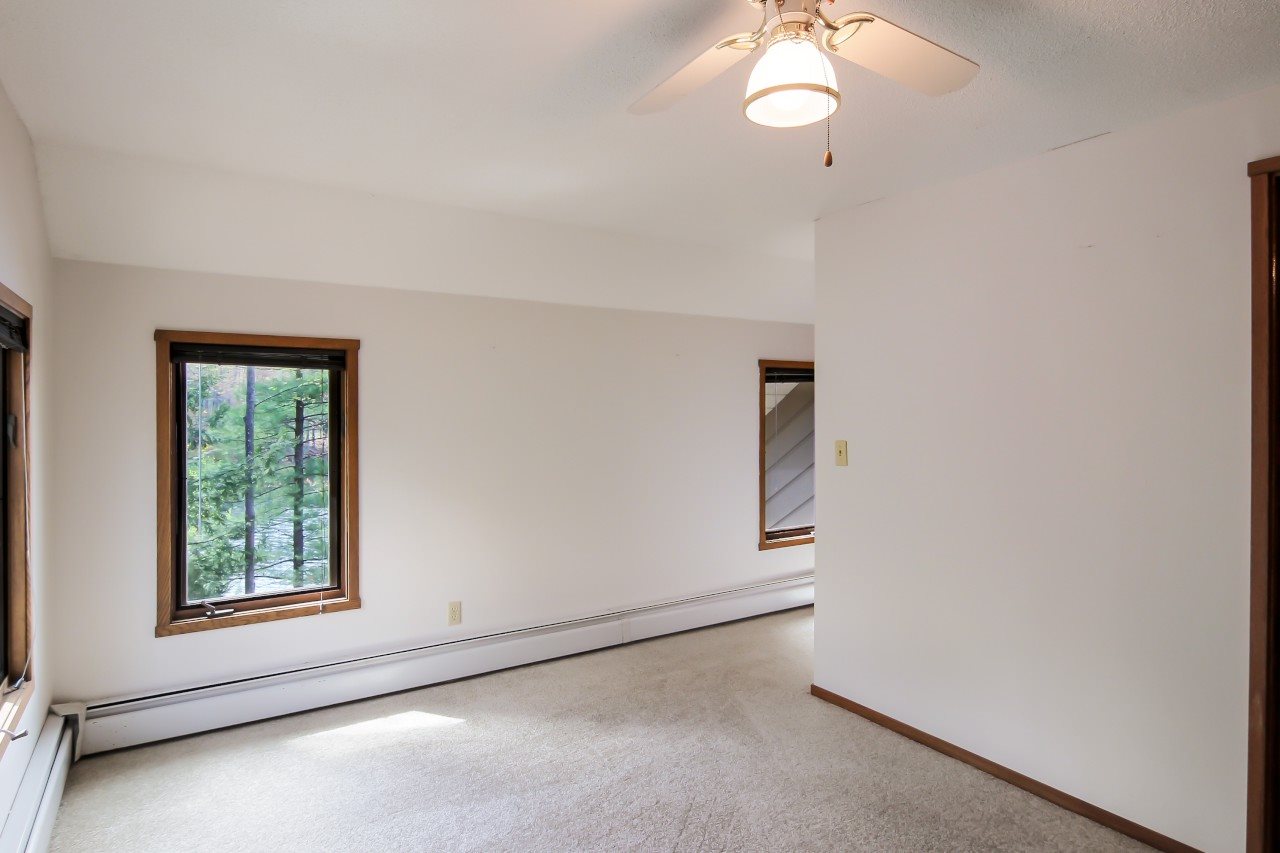 121 Rasho Road Traverse City, MI 49696 - Photo 35 of 56 1861764-34.JPG