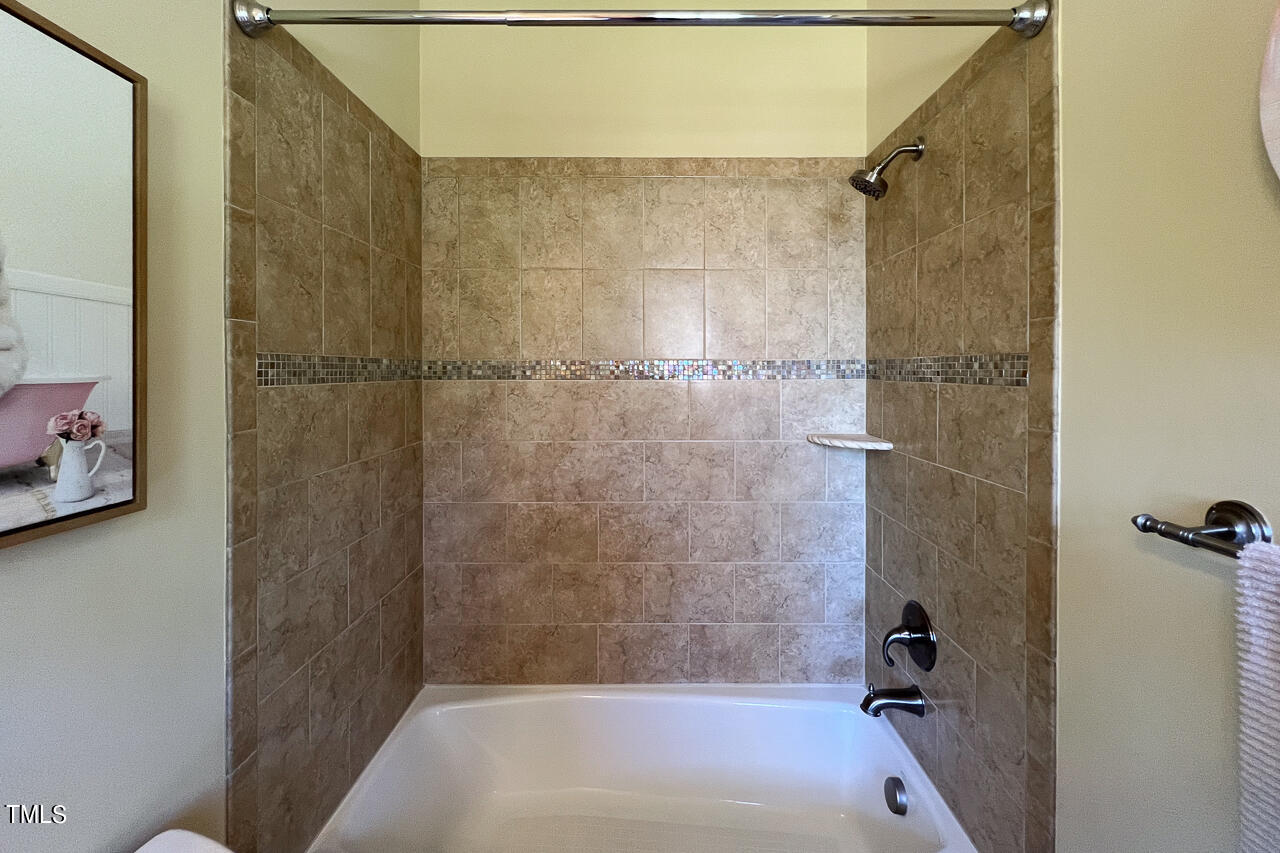 1204 High Glen Point Raleigh, NC 27614 - Photo 37 of 73 1204-high-glen-41