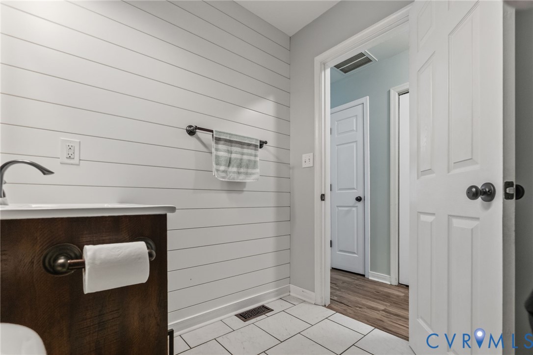 11211 Quaker Road Dinwiddie, VA 23841 - Photo 20 of 52