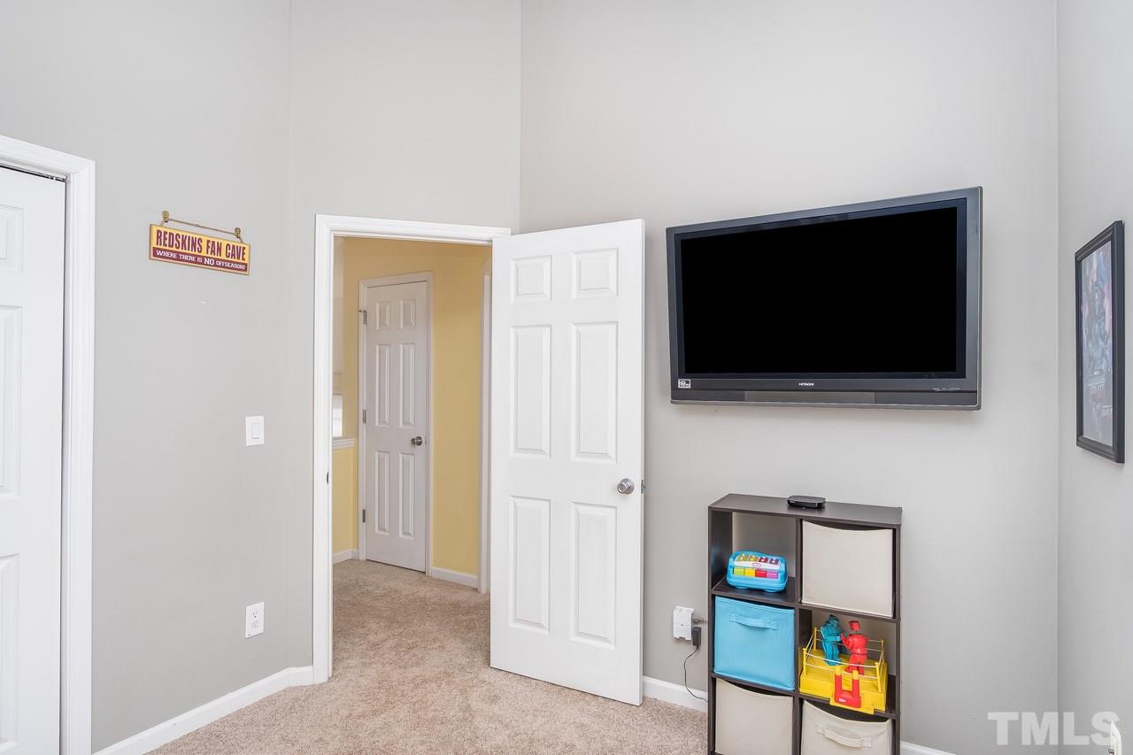 8924 Shallcross Way Raleigh, NC 27617 - Photo 16 of 21