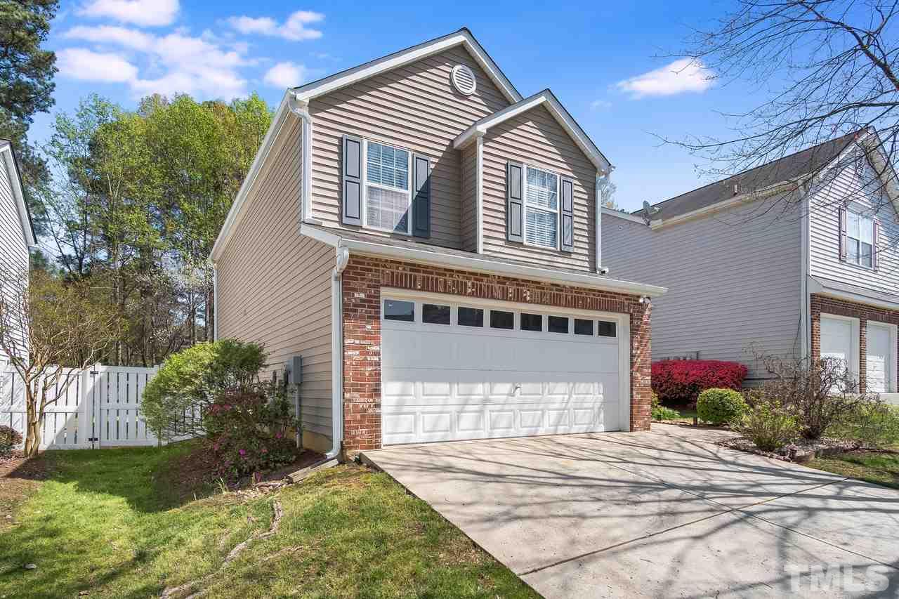 8924 Shallcross Way Raleigh, NC 27617 - Photo 3 of 21