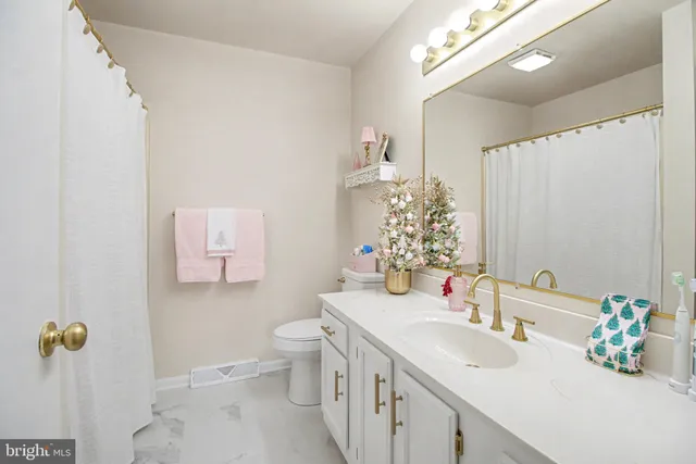 $209,900 | 160 Marbeth Avenue, Carlisle, PA 17013