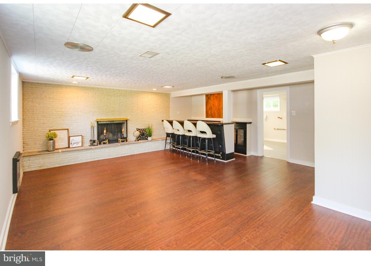430 Maddock Road Springfield, PA 19064 - Photo 12 of 24 Family Room