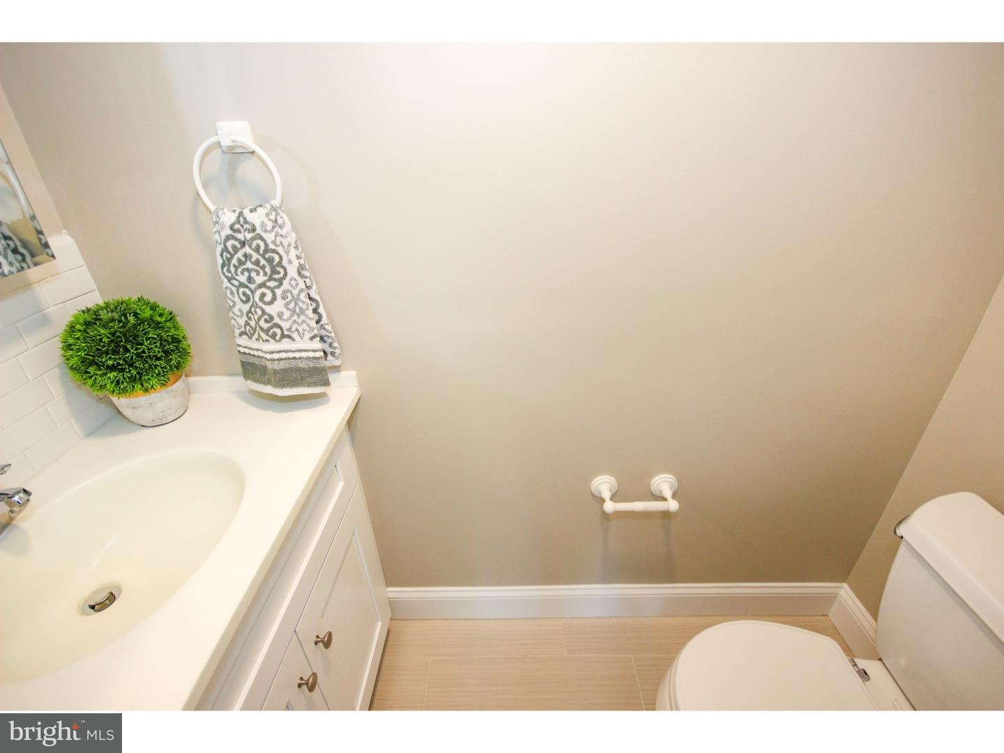 430 Maddock Road Springfield, PA 19064 - Photo 18 of 24 Master Bathroom