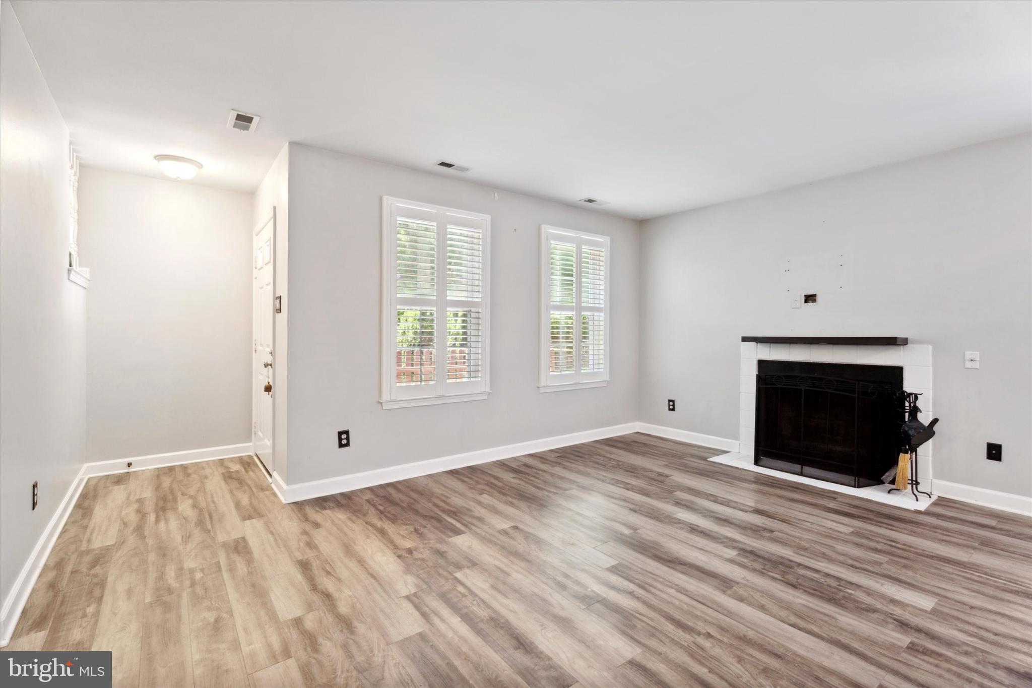 90 Whetstone Road Horsham, PA 19044 - Photo 5 of 40 Family Room.