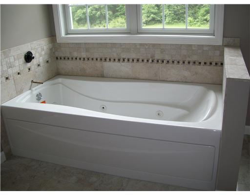 41 Whipple Road Lincoln, RI 02865 - Photo 14 of 17 Master Bath/Spa.