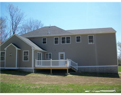 41 Whipple Road Lincoln, RI 02865 - Photo 3 of 17 Exterior Back.