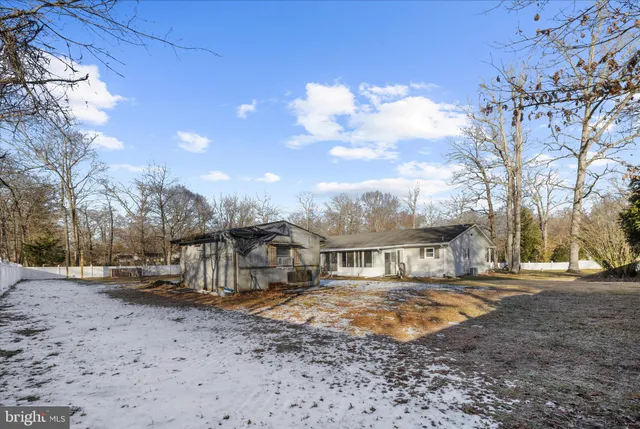 $324,500 | 25361 Calvert Drive, Greensboro, MD 21639