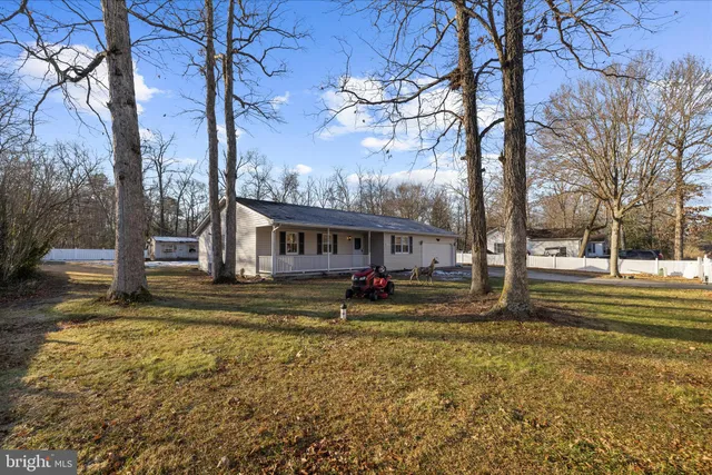 $324,500 | 25361 Calvert Drive, Greensboro, MD 21639