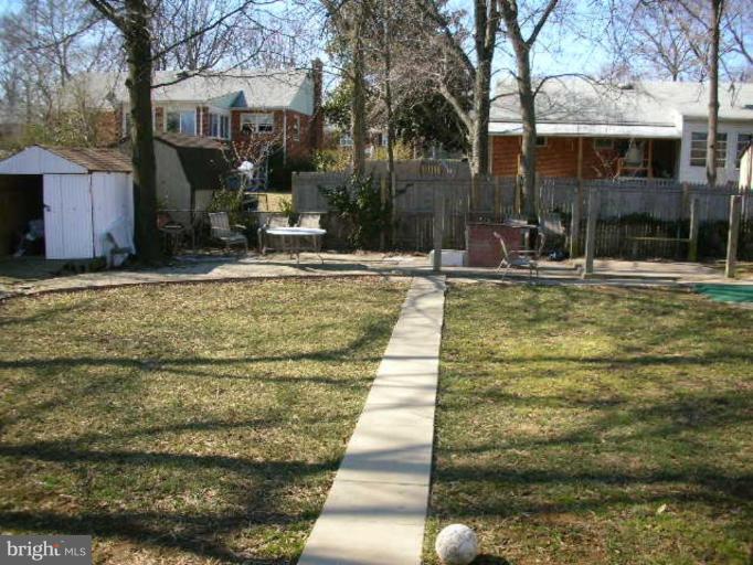 6008 Amherst Avenue Springfield, VA 22150 - Photo 3 of 4 Exterior #2