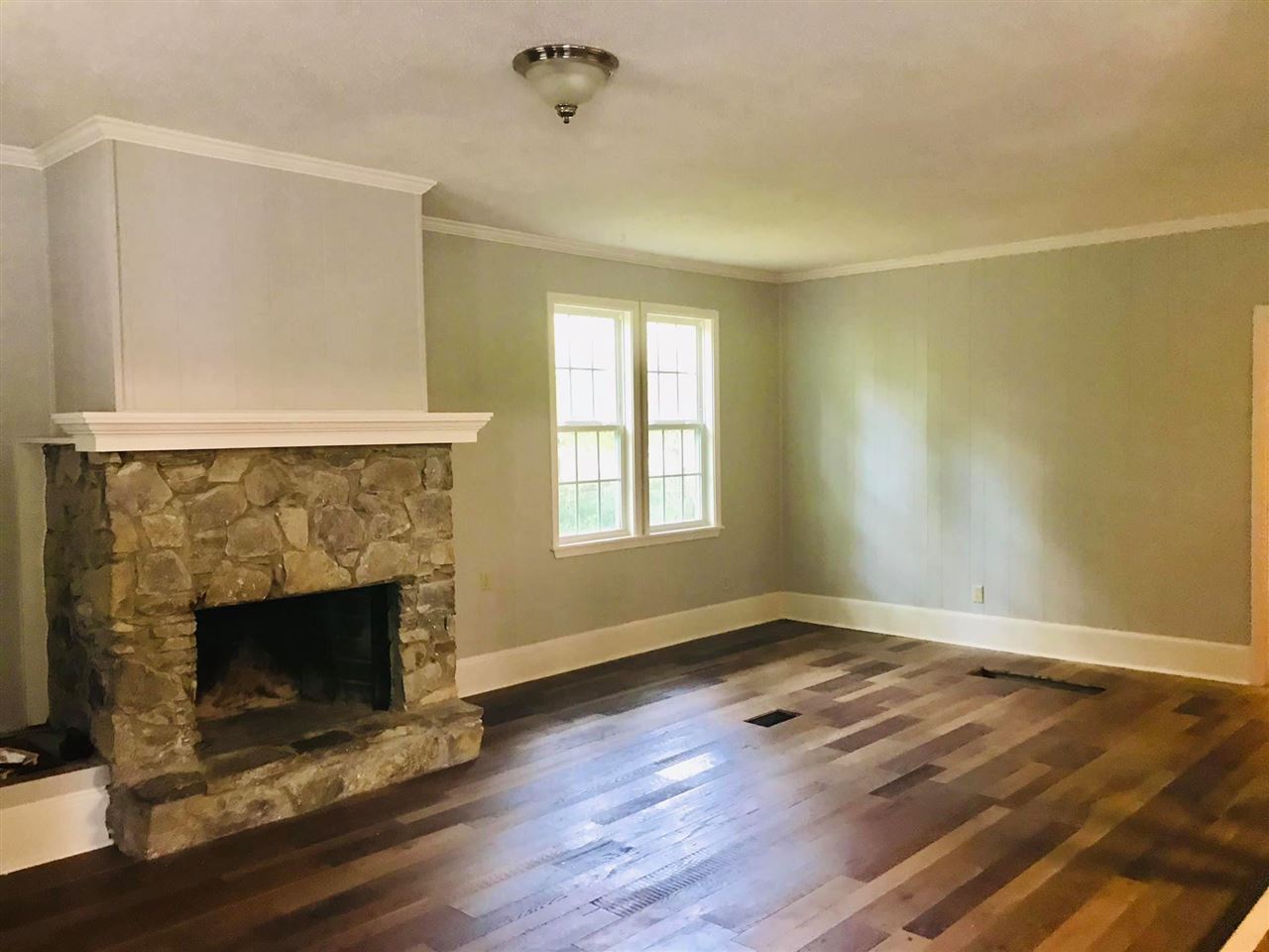 3173 Ridgecrest Street Memphis, TN 38127 - Photo 1 of 13 Gallery Image 1