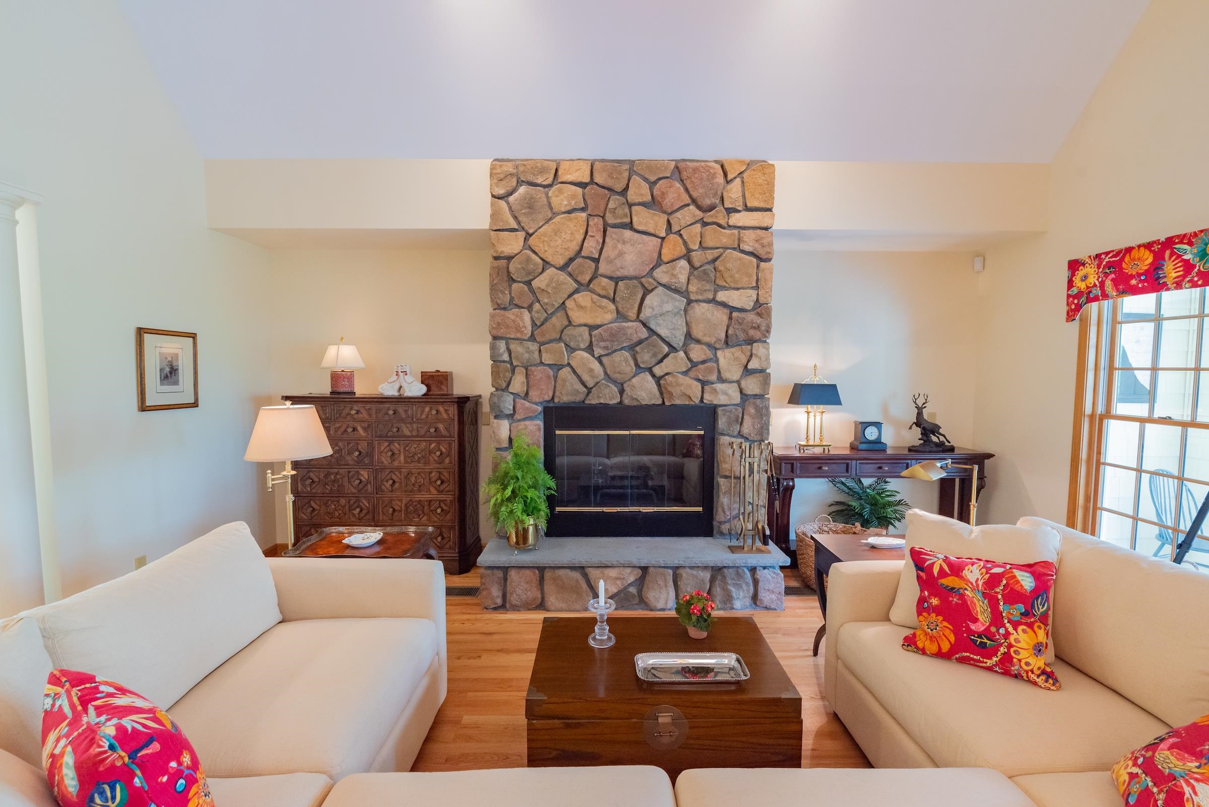 33 Highpoint Road Conway, NH 03818 - Photo 7 of 38