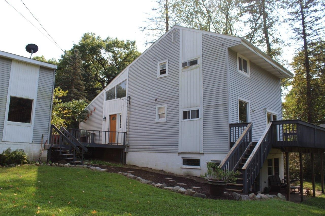 2432 Norton Road Howell, MI 48843 - Photo 2 of 52