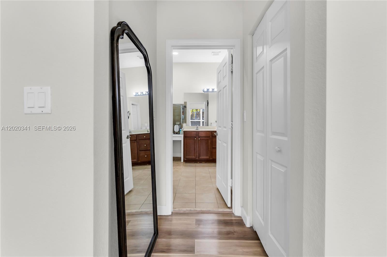 17064 Southwest 90th Way Miami, FL 33196 - Photo 16 of 36