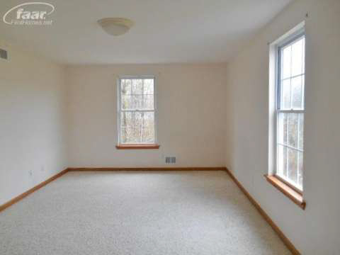 9434 North Clio Road Clio, MI 48420 - Photo 15 of 26 20387373-14.JPG