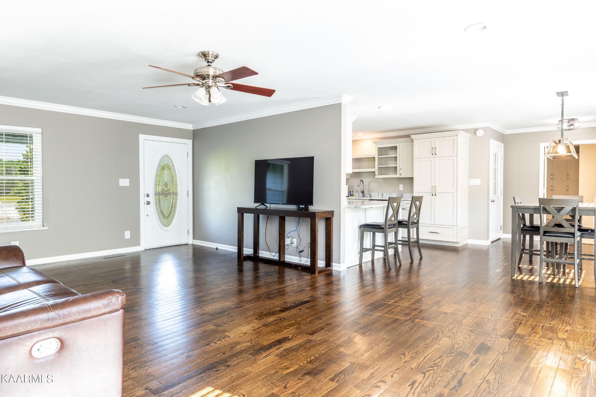 128 County Road 189 Decatur, TN 37322 - Photo 9 of 43 a view of a livingroom with furniture wooden floor and a rug