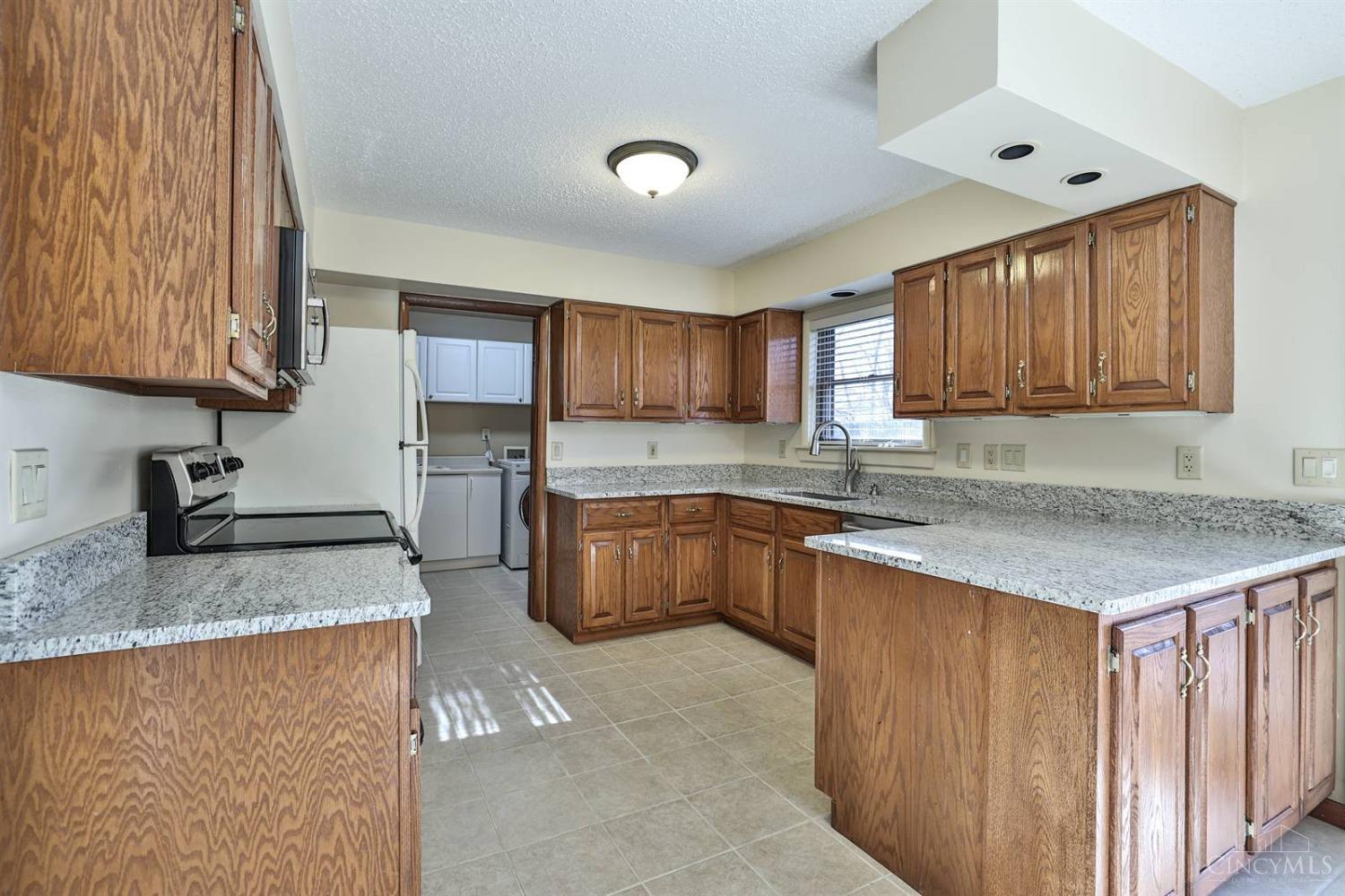 4820 Klatte Road Cincinnati, OH 45244 - Photo 4 of 44 Gallery Image 4