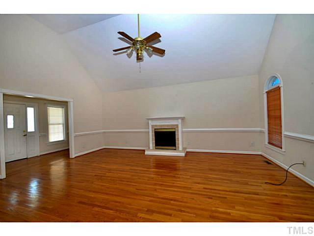 689 Davis Mill Road Selma, NC 27576 - Photo 4 of 19 Fireplace in Living Room!