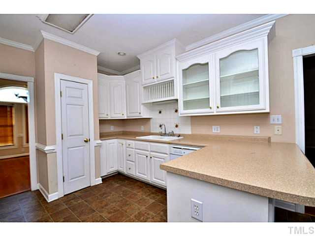 689 Davis Mill Road Selma, NC 27576 - Photo 7 of 19 Tons of space in kitchen!