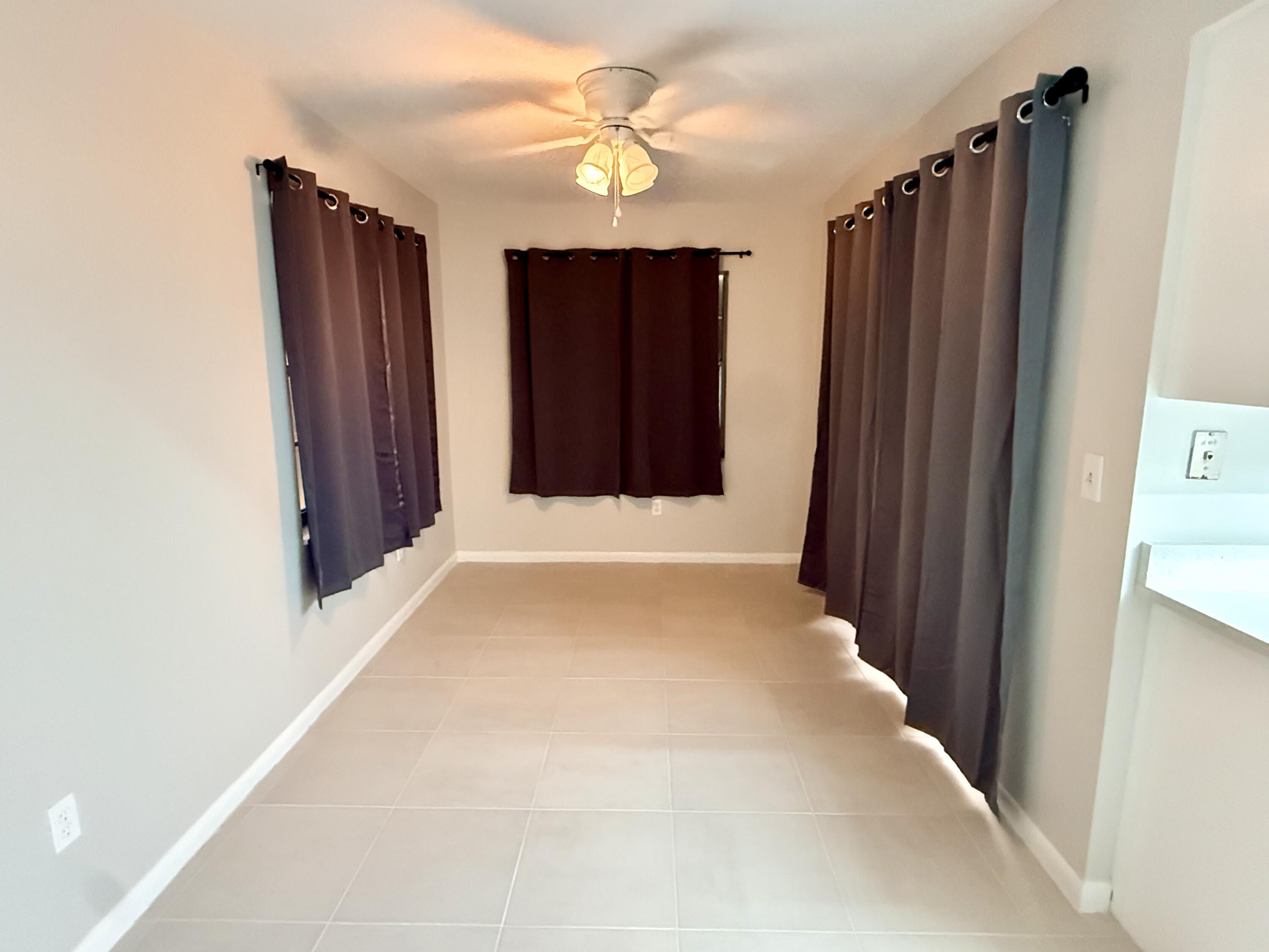 22800 Southwest 54th Way Boca Raton, FL 33433 - Photo 3 of 12 IMG_7617