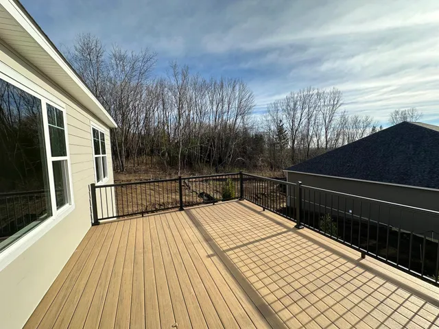 $699,990 | 20045 Glarus Lane, Lakeville, MN 55044