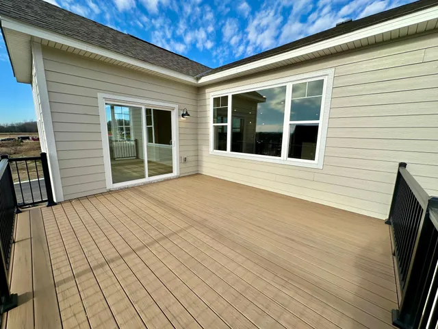 $699,990 | 20045 Glarus Lane, Lakeville, MN 55044