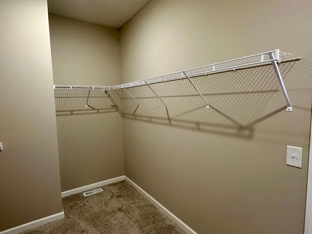 $699,990 | 20045 Glarus Lane, Lakeville, MN 55044