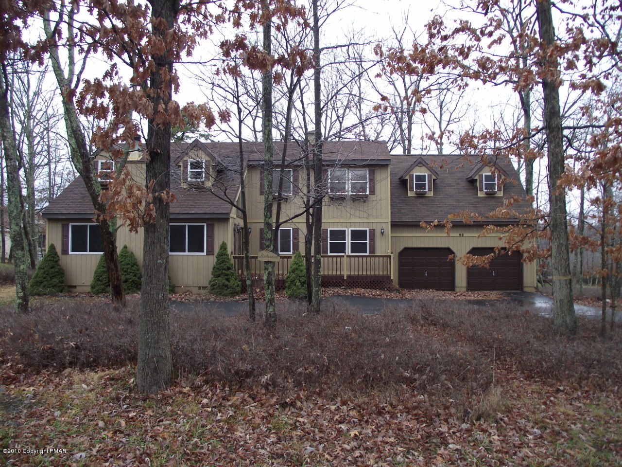 99 Ravenhill Road Tamiment, PA 18371 - Photo 1 of 1 Front View