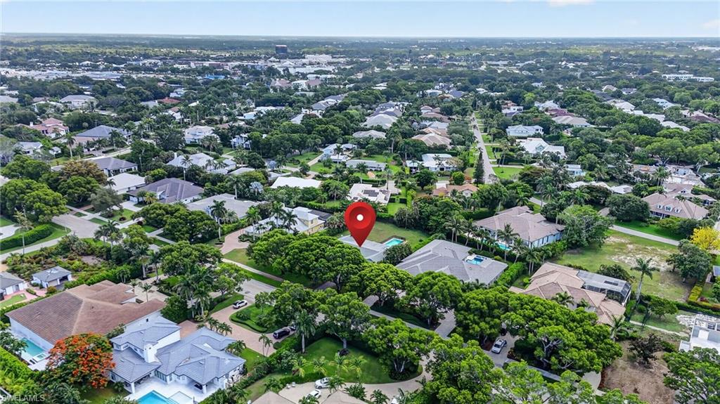 1608 Crayton Road Naples, FL 34102 - Photo 15 of 32