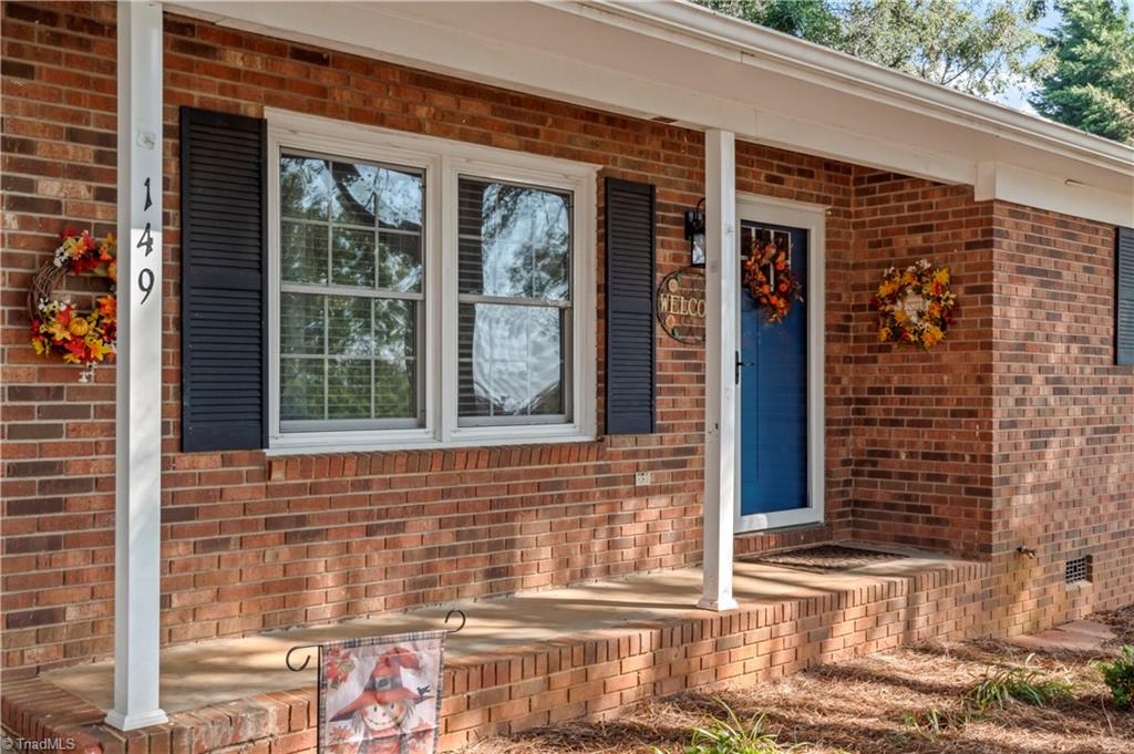 149 Somersault Lane Elkin, NC 28621 - Photo 4 of 32