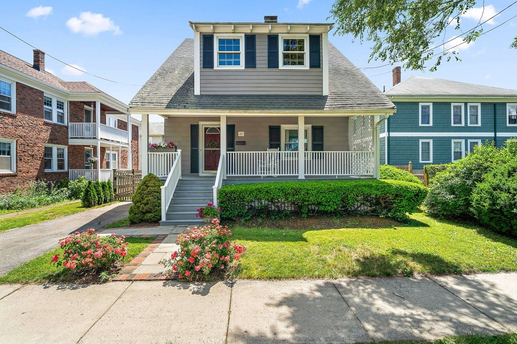 327 Billings Road Quincy, MA 02170 - Photo 1 of 38 Gallery Image 1