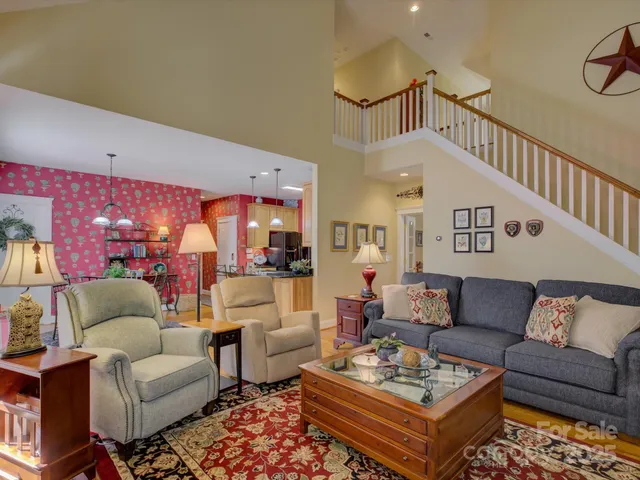 $829,999 | 7820 Crestfield Lane, Tega Cay, SC 29708