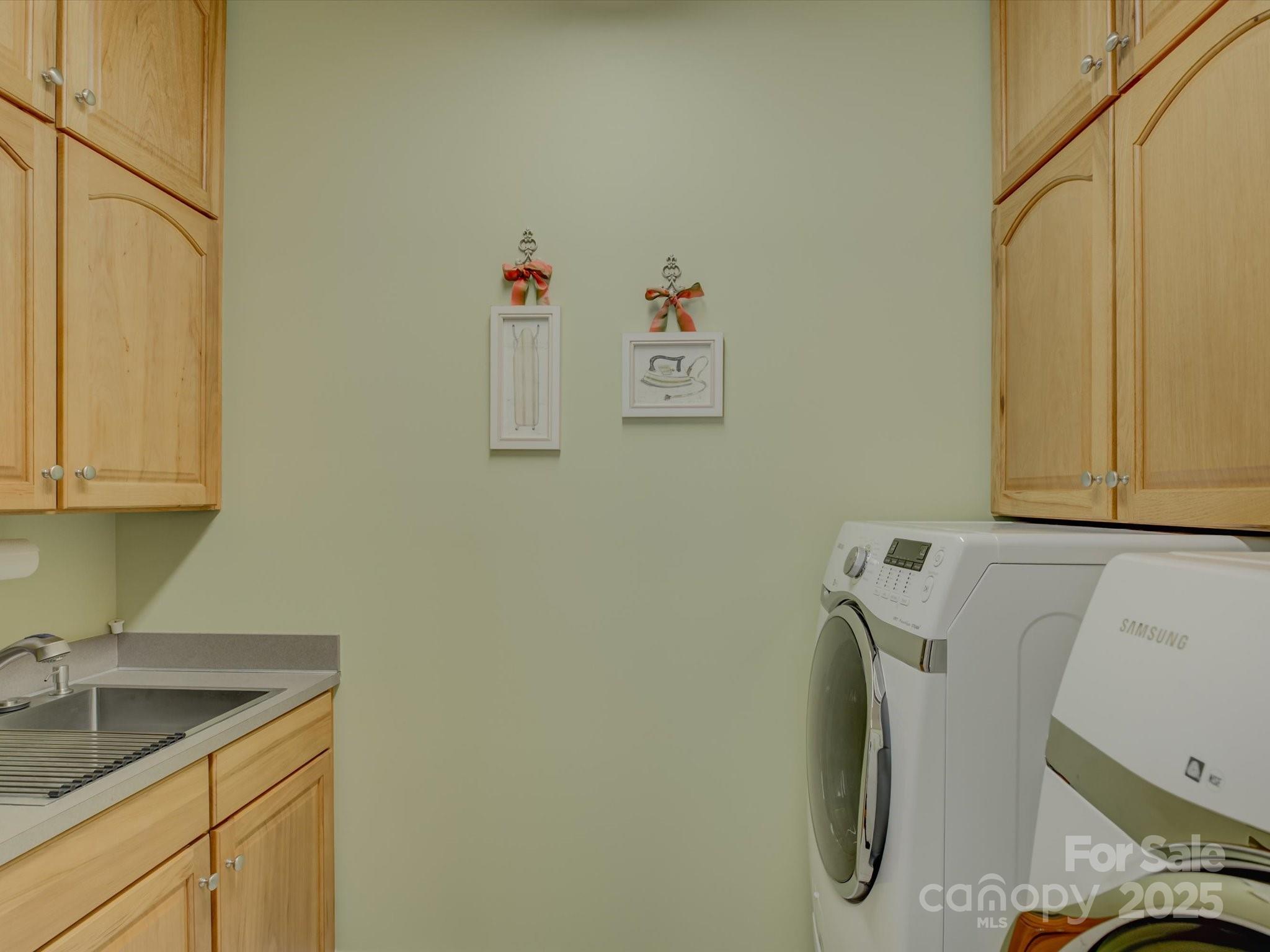 7820 Crestfield Lane Tega Cay, SC 29708 - Photo 32 of 48