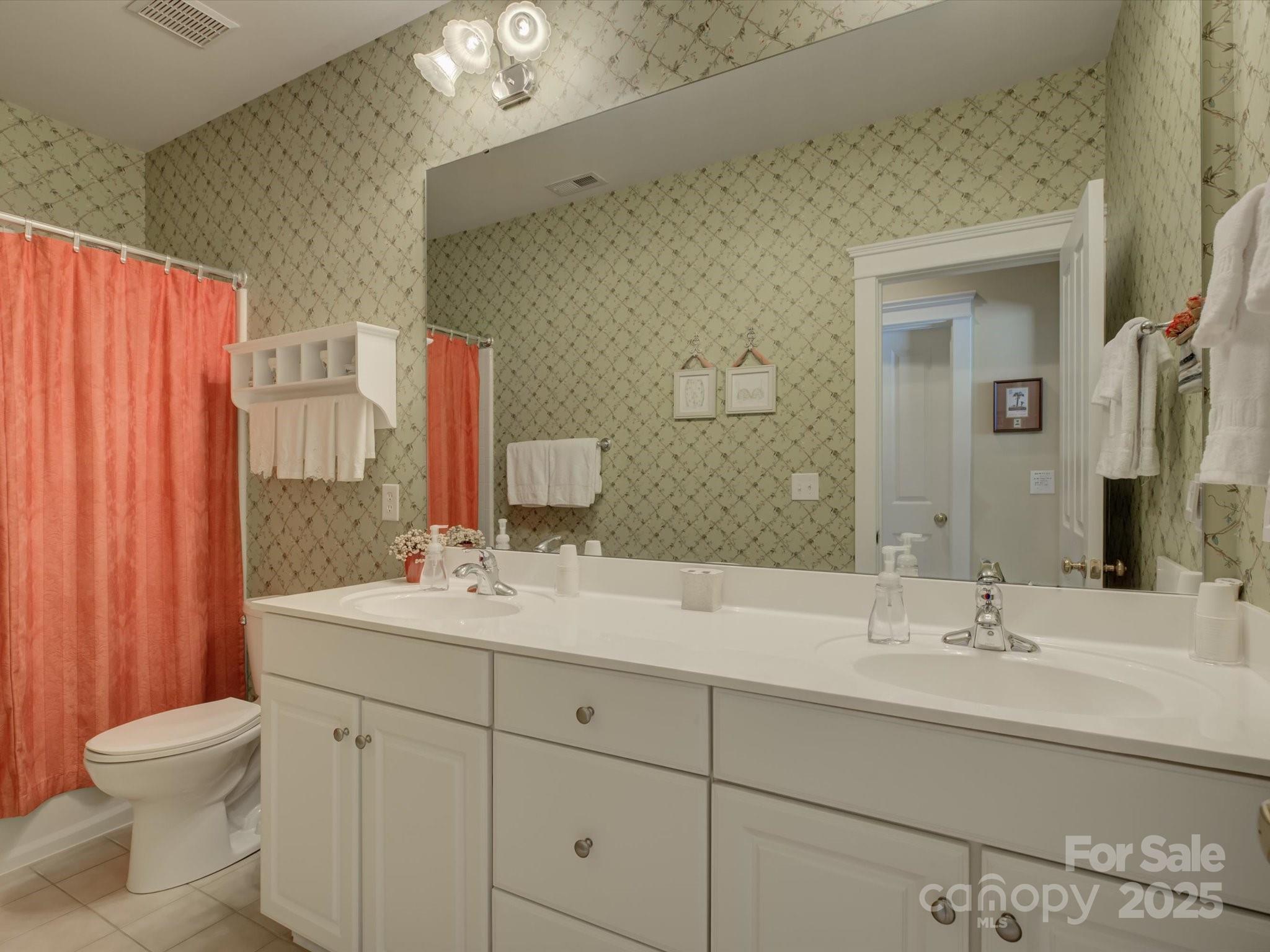 7820 Crestfield Lane Tega Cay, SC 29708 - Photo 35 of 48