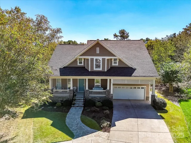 $829,999 | 7820 Crestfield Lane, Tega Cay, SC 29708
