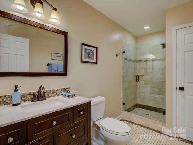 $829,999 | 7820 Crestfield Lane, Tega Cay, SC 29708