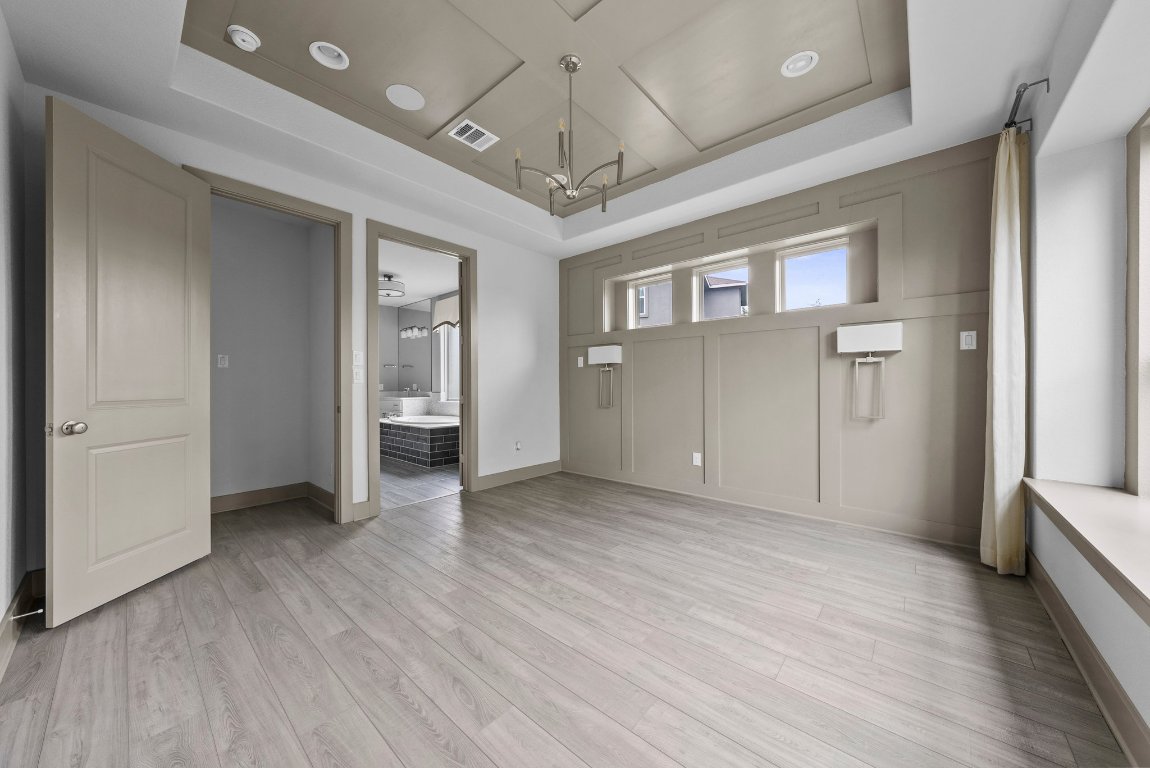 8108 Turning Leaf Circle Lago Vista, TX 78645 - Photo 15 of 40