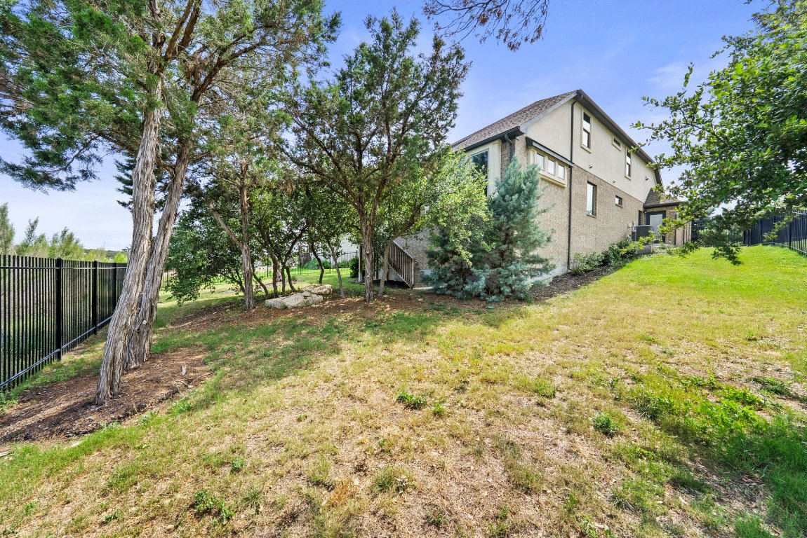 8108 Turning Leaf Circle Lago Vista, TX 78645 - Photo 38 of 40
