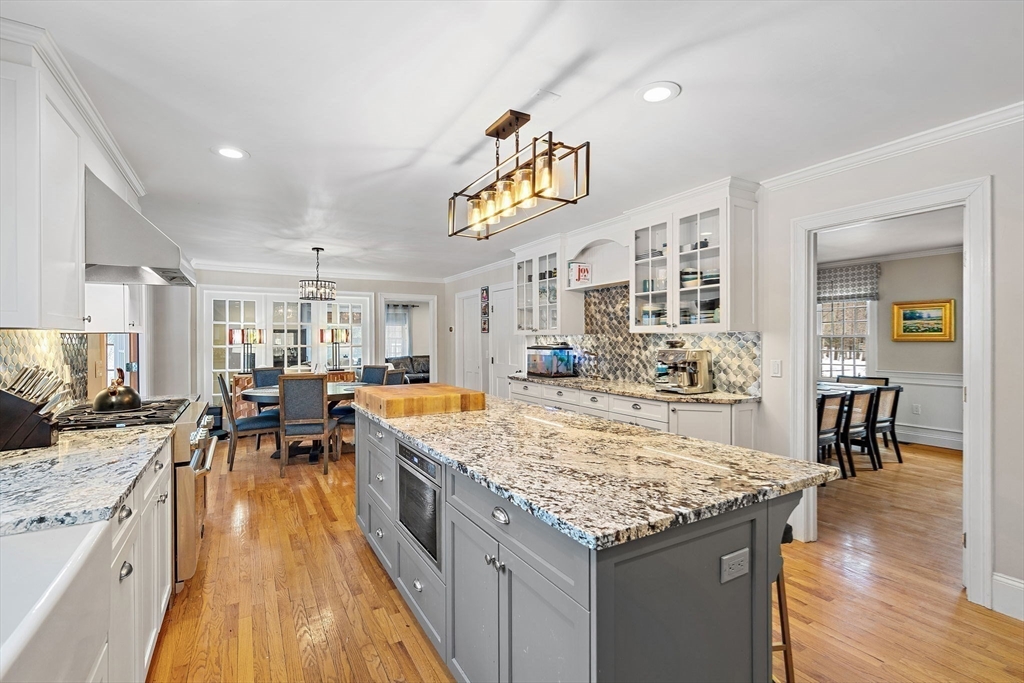 48 Chanticleer Road Sudbury, MA 01776 - Photo 3 of 37