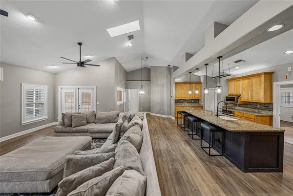 $615,000 | 504 Covington Park Street, Seffner, FL 33584