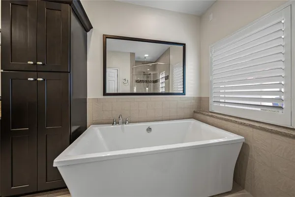 $615,000 | 504 Covington Park Street, Seffner, FL 33584