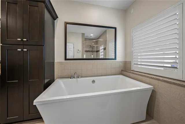 $640,000 | 504 Covington Park Street, Seffner, FL 33584