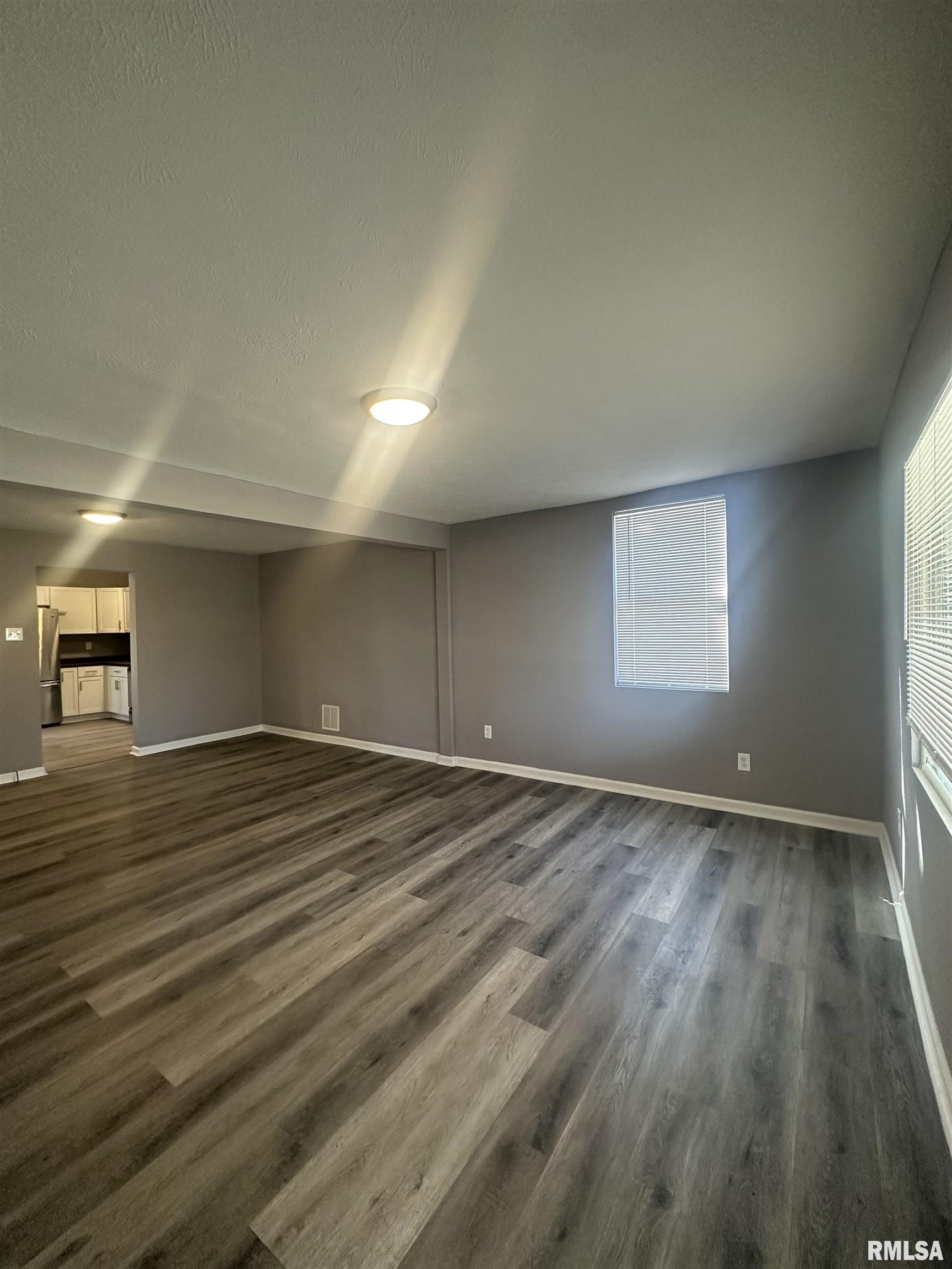 3140 South 3rd Street Springfield, IL 62703 - Photo 6 of 36