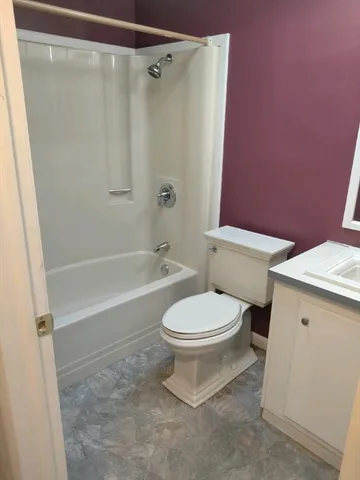 $319,000 | 6 Chestnut Circle, Rockland, MA 02370