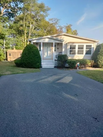 $319,000 | 6 Chestnut Circle, Rockland, MA 02370